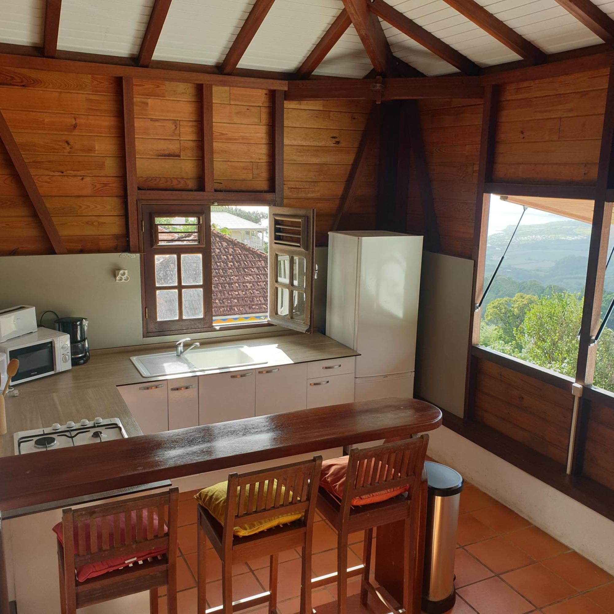 Villa Le Hameau Du Morne Des Cadets Fond-Saint-Denis Habitación foto