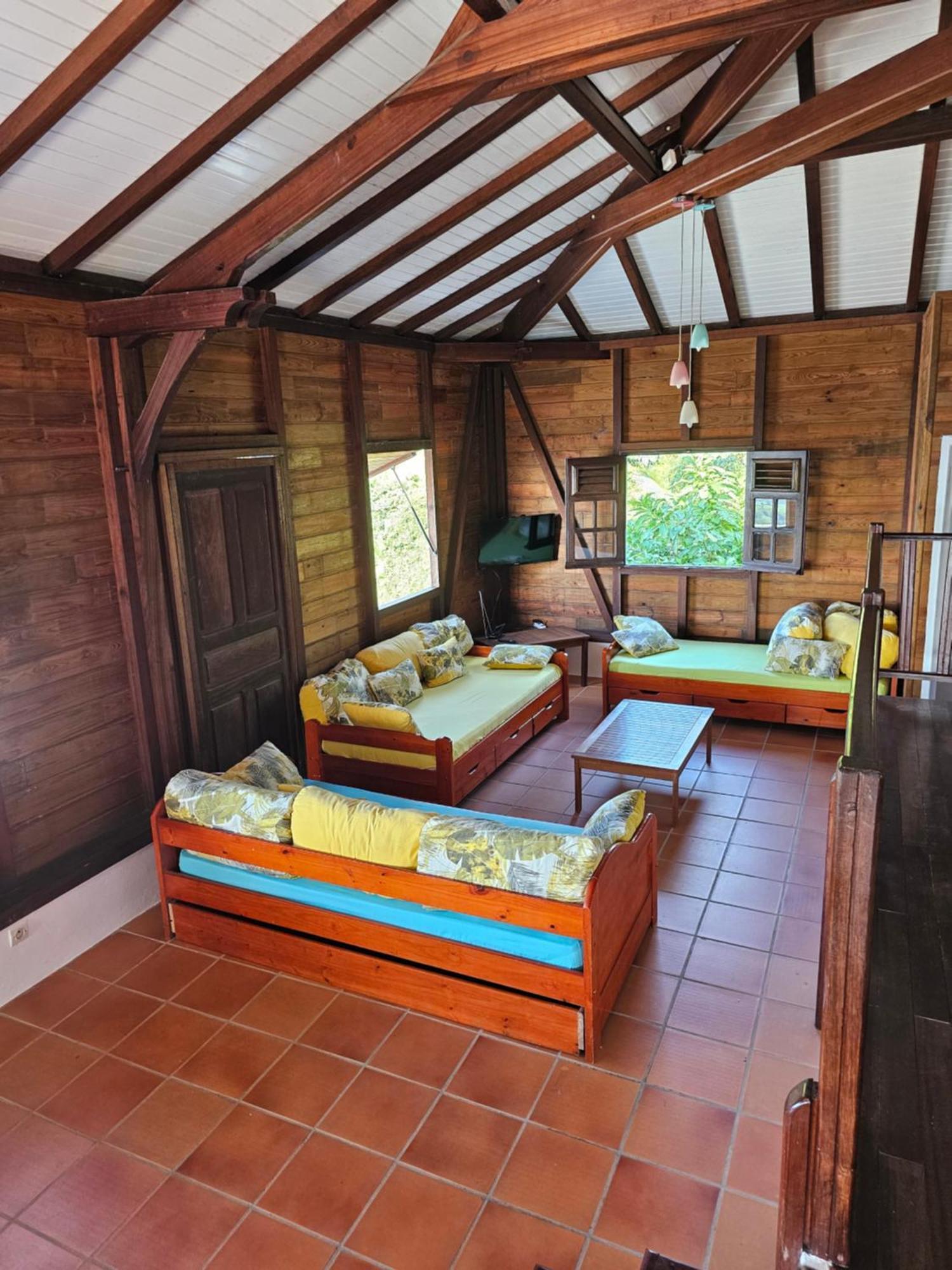 Villa Le Hameau Du Morne Des Cadets Fond-Saint-Denis Exterior foto